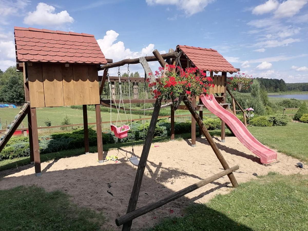 Вилла Domek Czerwony Kapturek Plocice Экстерьер фото